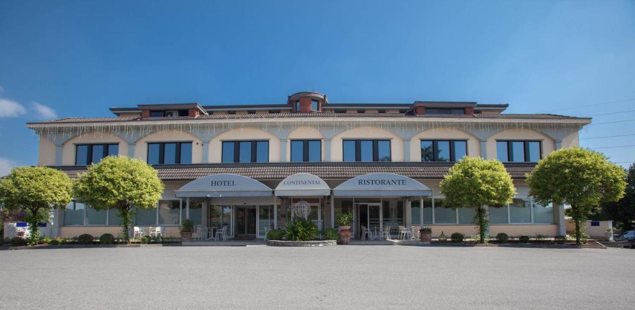 Hotel Ristorante Continental Osio Sotto Kültér fotó